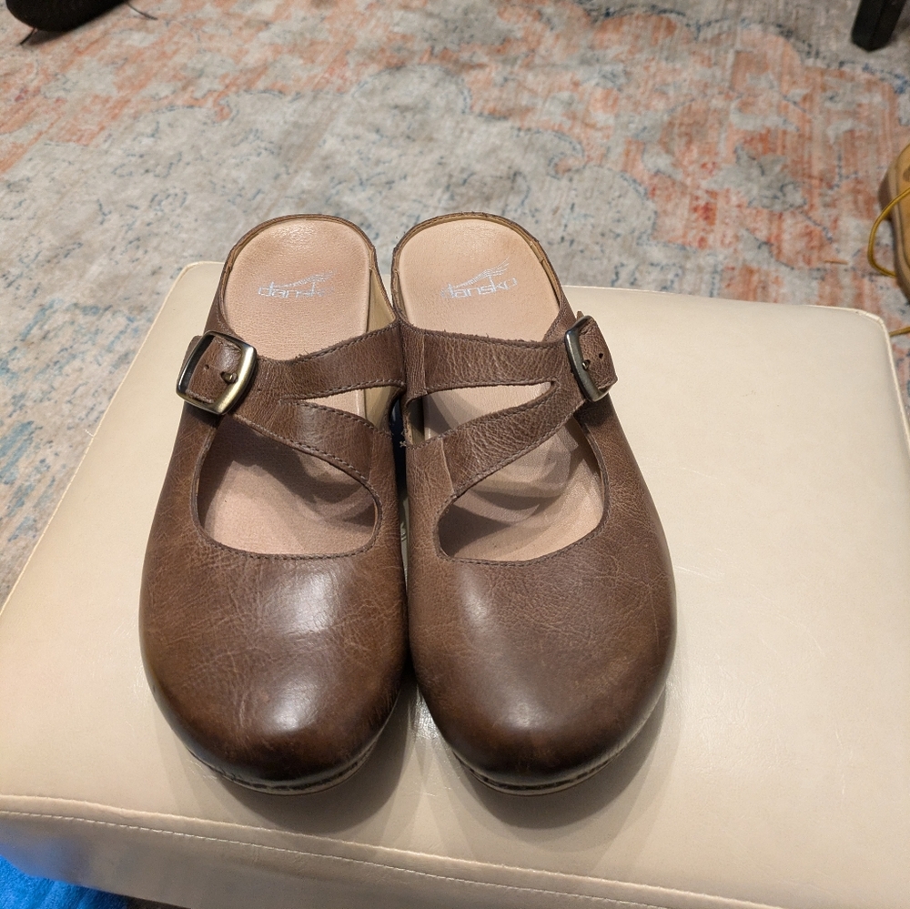 Dansko Britney Brown Clogs - Picture 2 of 6